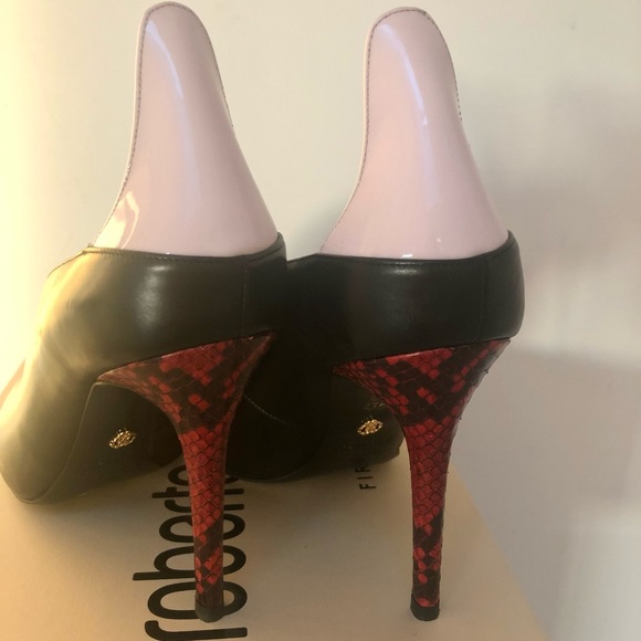 Roberto cavalli snake pumps - Picture 2 of 4